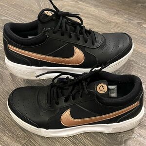 Nike Court Zoom Lite 3 Sneakers Women’s size 9.5